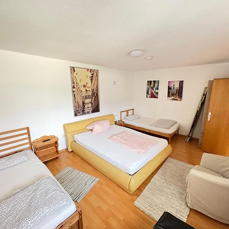 Apartment Hope Inn Gross-Zimmern Bagian luar foto