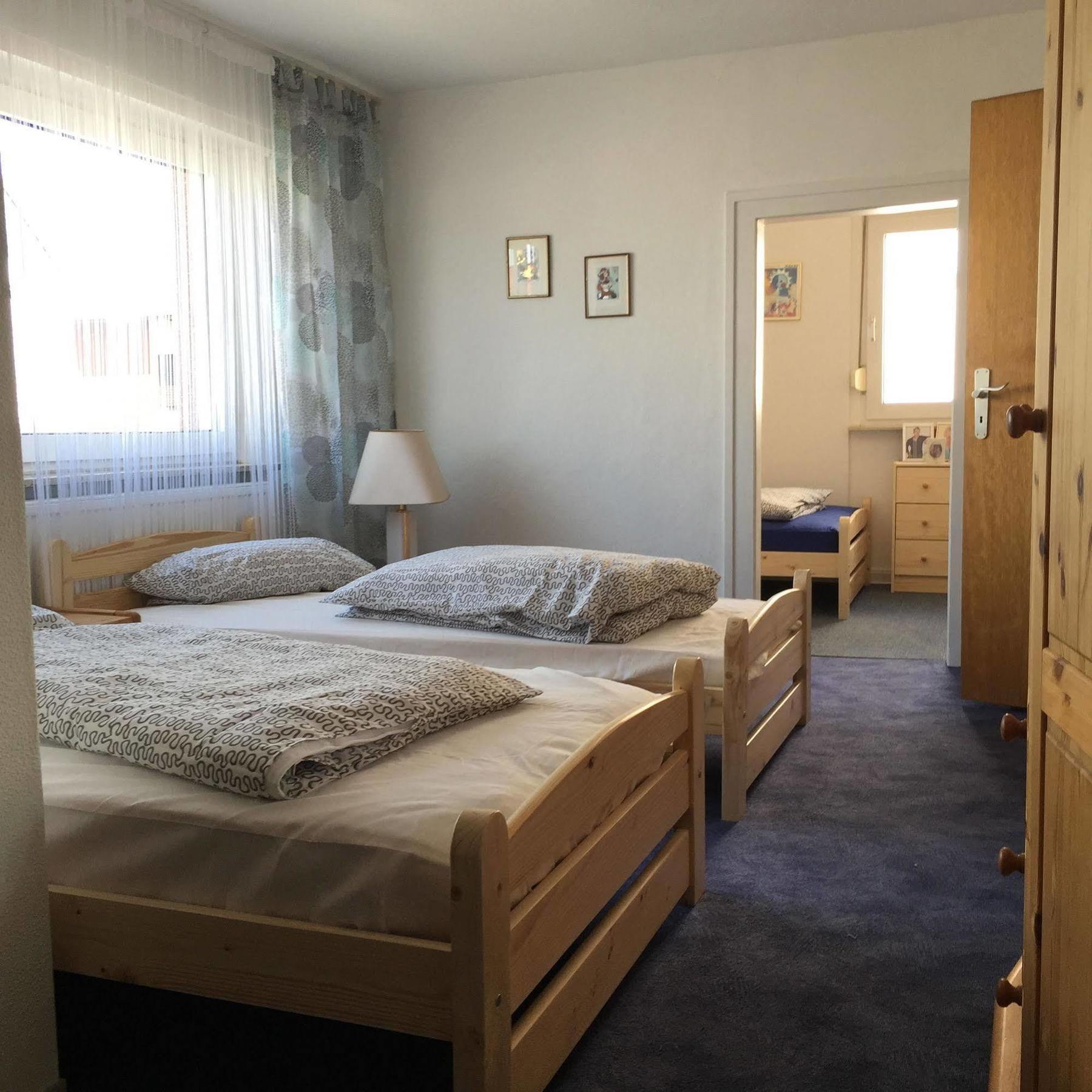 Apartment Hope Inn Gross-Zimmern Bagian luar foto